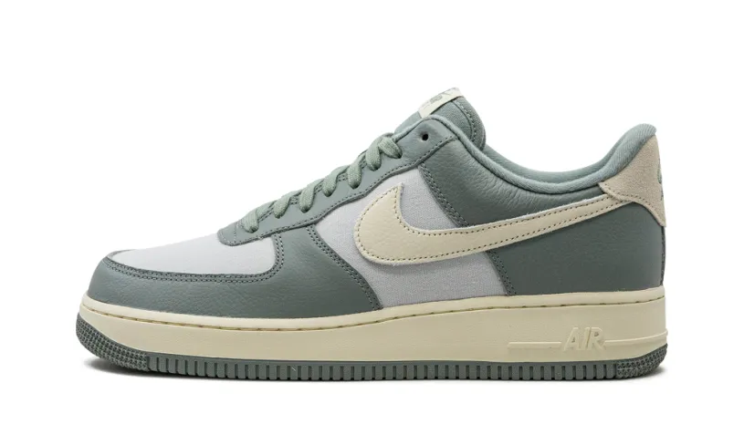 Nike Lifestyle Air Force 1 Low LX 'Mica Green'